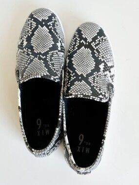 Mix No. 6 Fraycia Slip On Sneakers Reptile Print Black White Faux Leather 8.5
